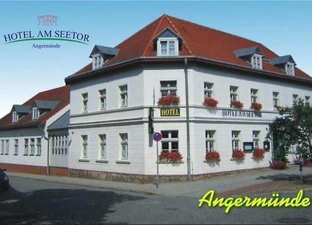 Hotel Am Seetor Angermunde Extérieur photo