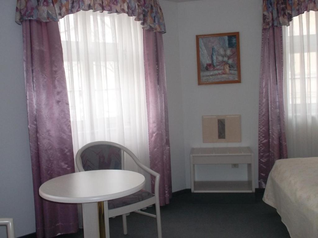 Hotel Am Seetor Angermunde Chambre photo