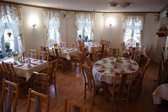 Hotel Am Seetor Angermunde Extérieur photo