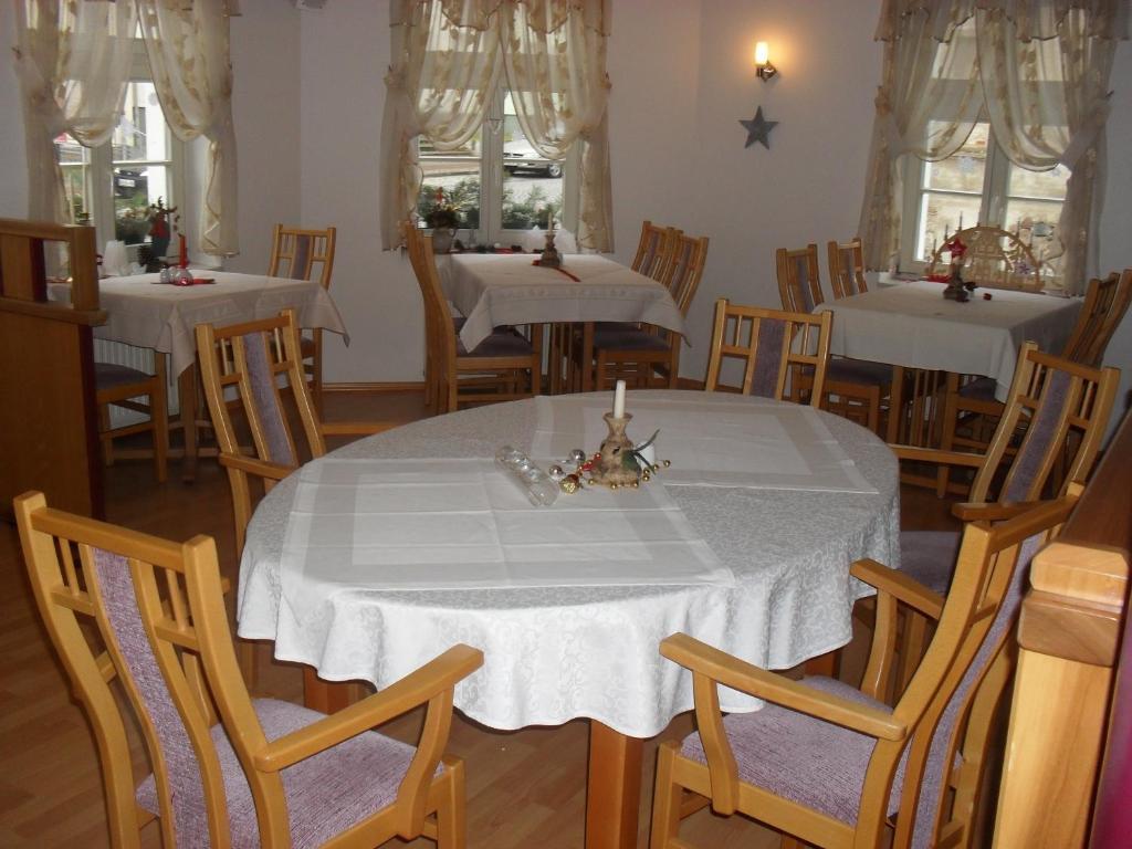 Hotel Am Seetor Angermunde Extérieur photo