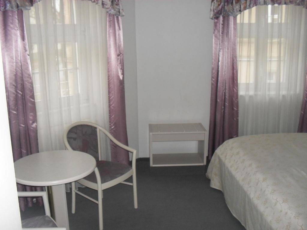 Hotel Am Seetor Angermunde Extérieur photo